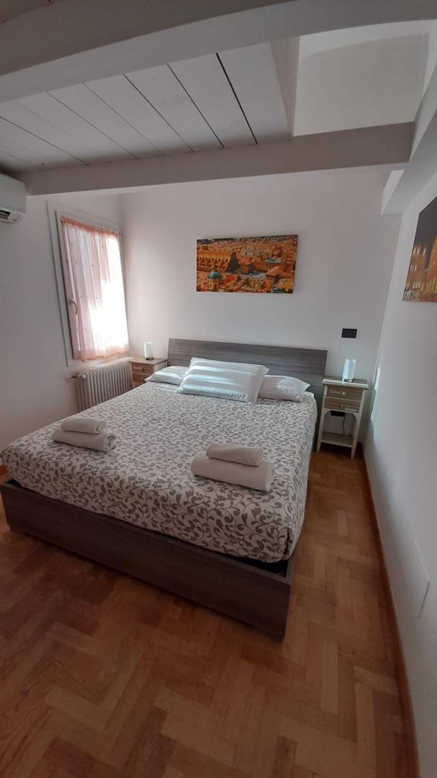 בולוניה B&B And Home La Piazzetta Della Pioggia מראה חיצוני תמונה