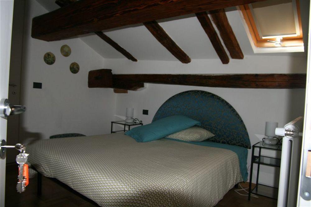 בולוניה B&B And Home La Piazzetta Della Pioggia מראה חיצוני תמונה